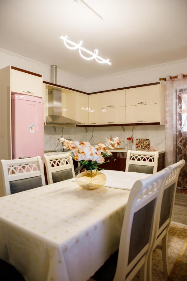 The Luxe Apartments Gjirokastra Kültér fotó