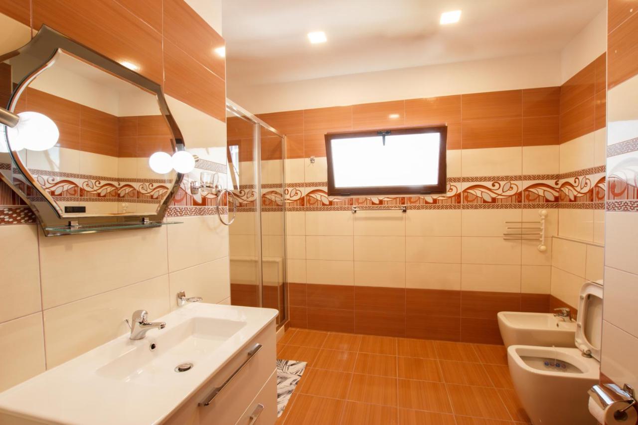 The Luxe Apartments Gjirokastra Kültér fotó