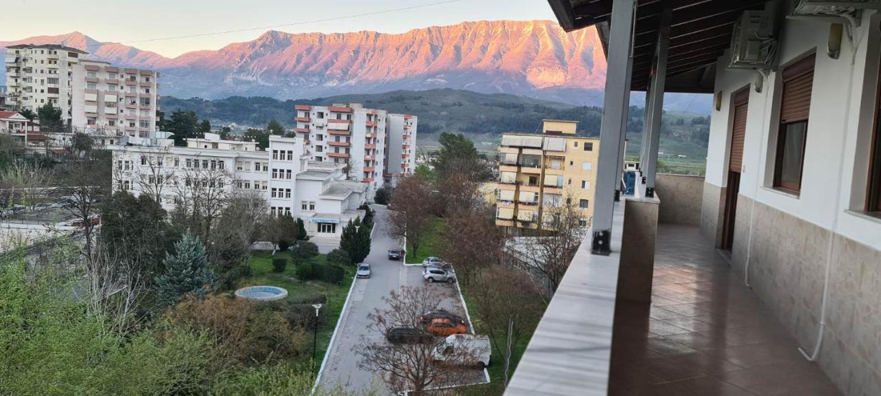 The Luxe Apartments Gjirokastra Kültér fotó