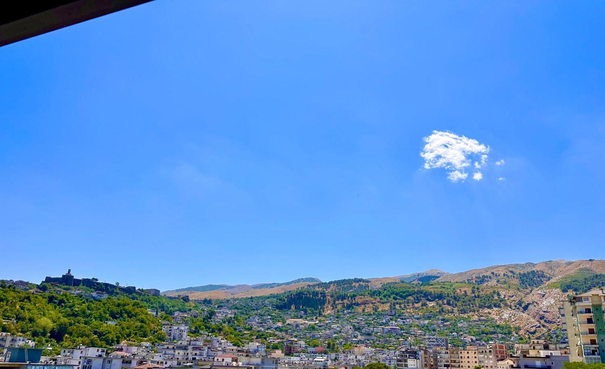 The Luxe Apartments Gjirokastra Kültér fotó
