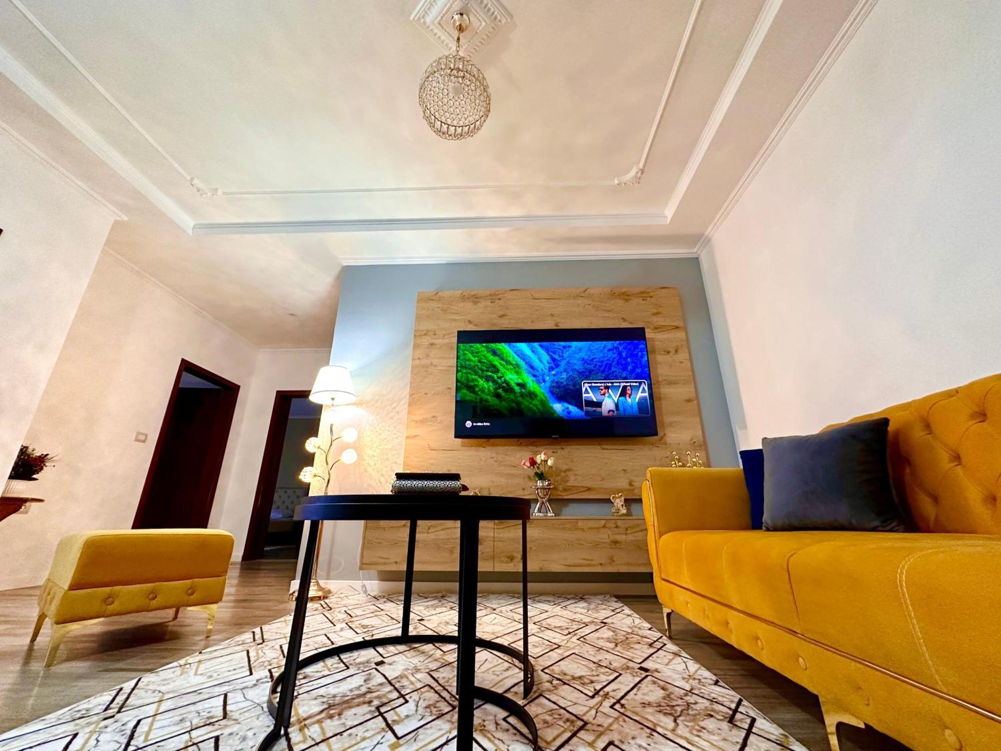 The Luxe Apartments Gjirokastra Kültér fotó